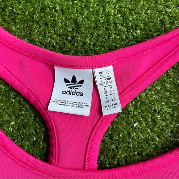 Adidas Originals Sports Bra Top size medium activewear Preowned - Picture 5 of 6